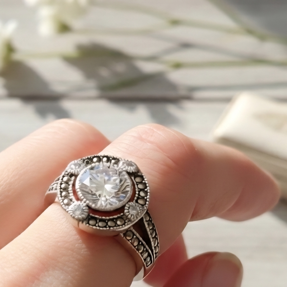 ​💍 VINTAGE 925 Thailand Marcasite CZ Halo Split Shank Ring - Picture 2 of 14